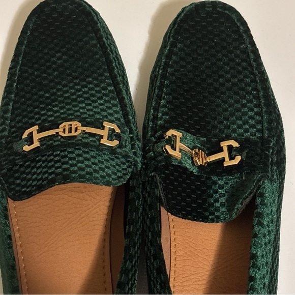 Royalty For Me Green Loafers with Gold Accent - Picture 5 of 8